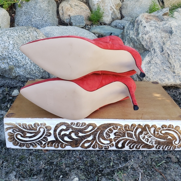 Fierce Sexy Steve Madden Red Suede Booties - Picture 10 of 11